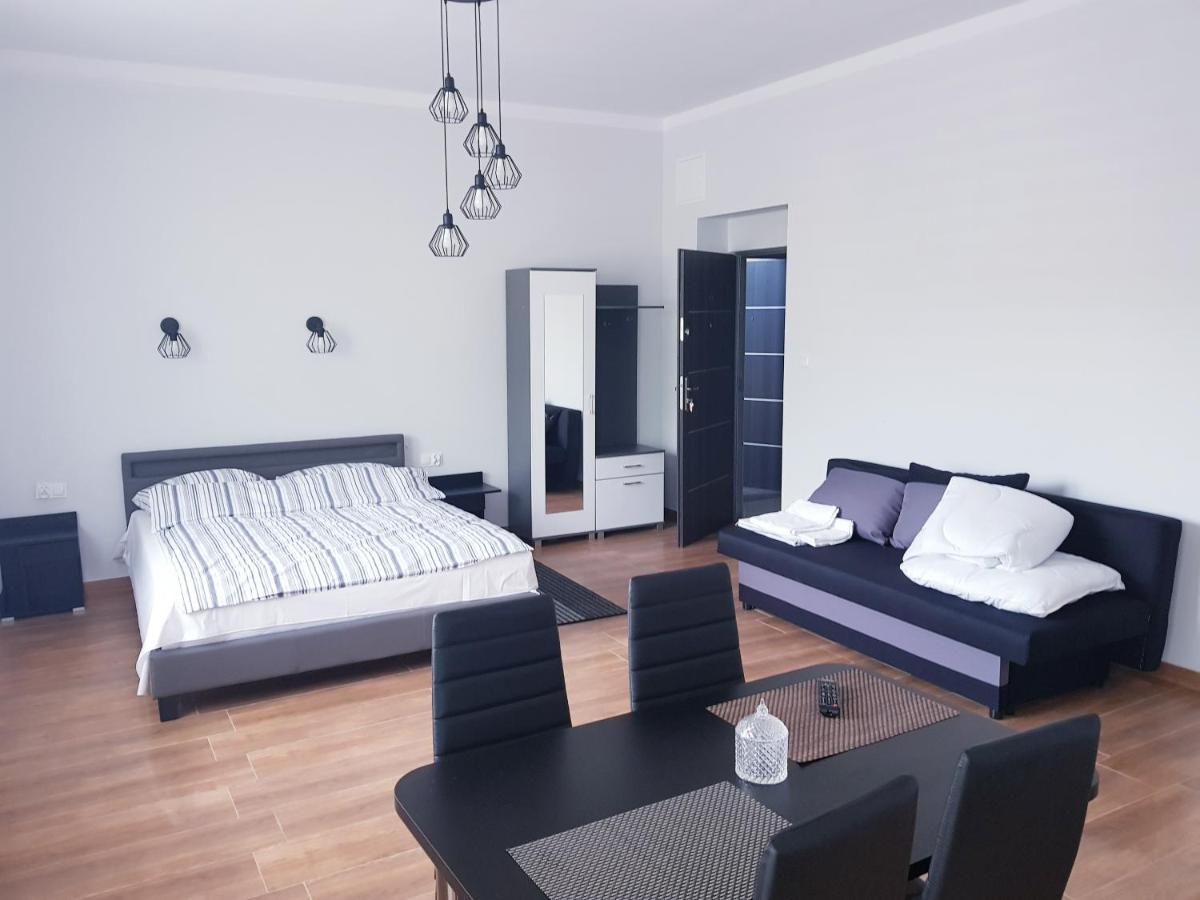 Apartamenty Polna Ostrowiec Świętokrzyski Εξωτερικό φωτογραφία